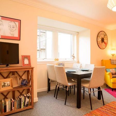 Altido Lovely Apartment For 4 With Free Parking Edimburgo Exterior foto